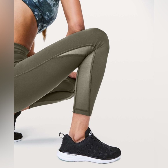 Lululemon Train Times 7/8
Pant *25" Olive Green Size 10 NWOT - Picture 3 of 8